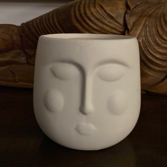 Adorable Ceramic planter pot with face - Picture 1 of 3